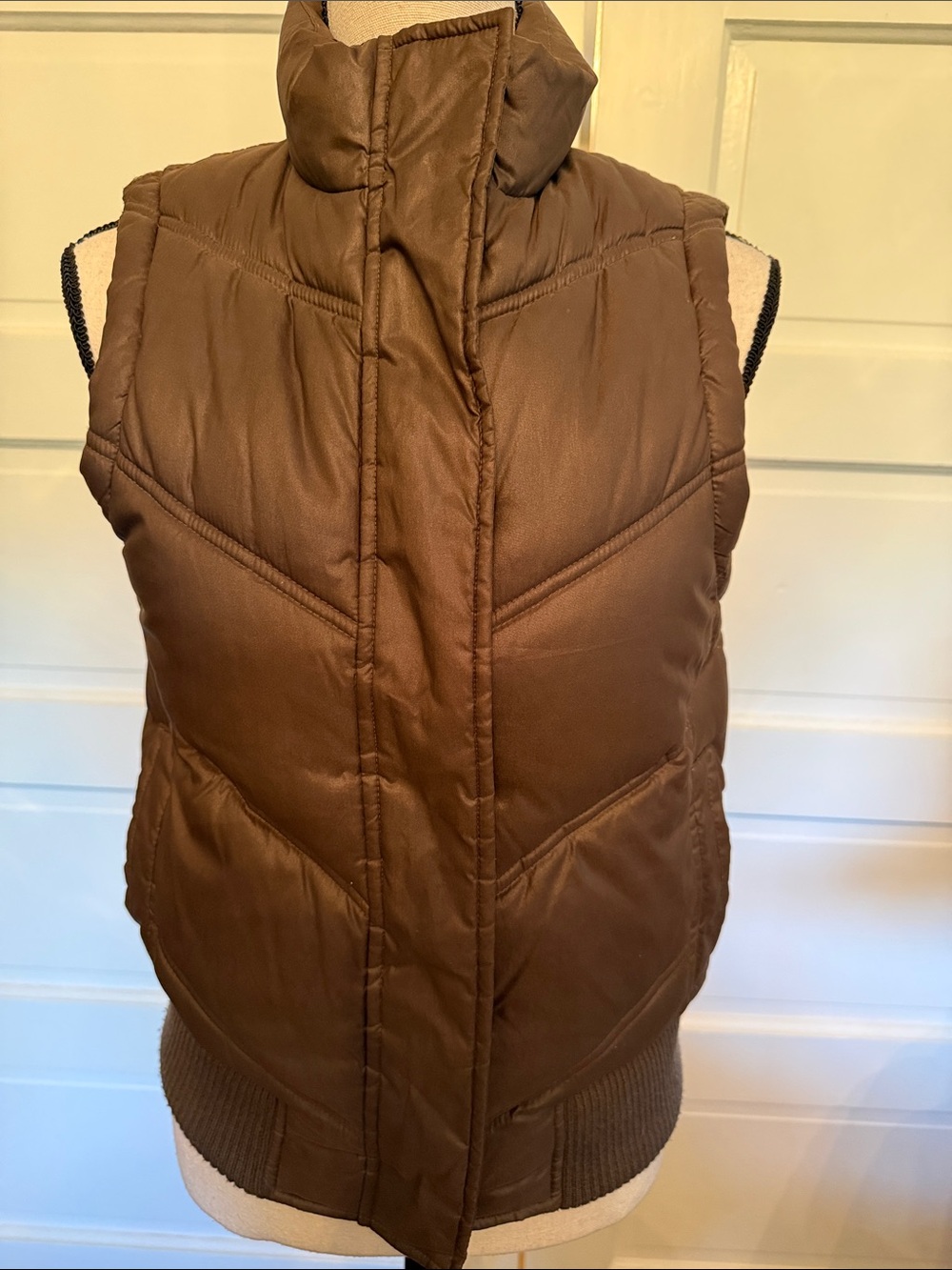 Gap Brown Coated Puffer Vest XS High Neck Ribbed Hem Utility Bomber